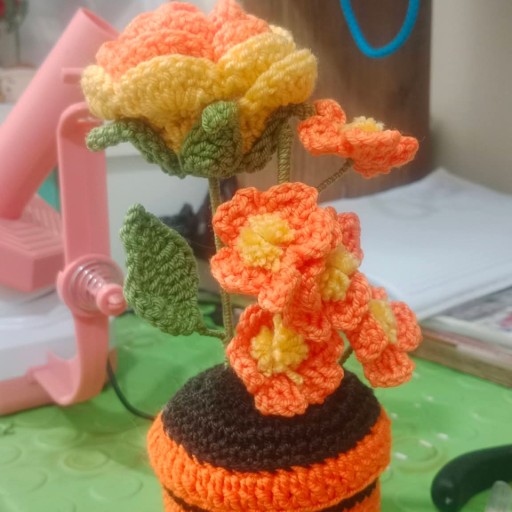 Maceta con rosa